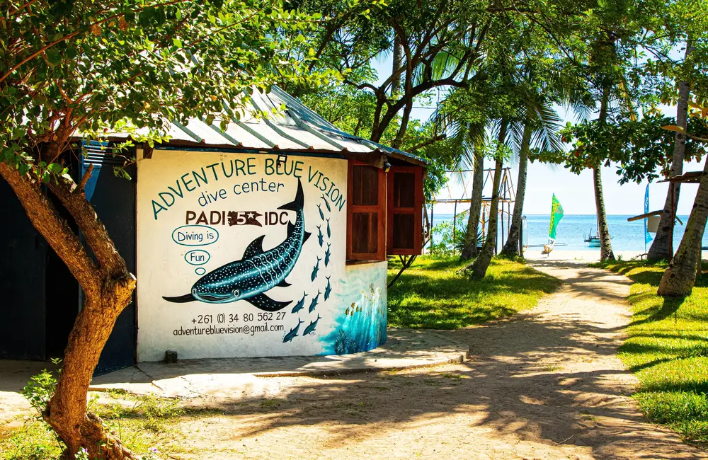 Centre de plongée Adventure Blue Vision - Madagascar - Baptême/plongée découverte - voyage plongee madagascar Advent centre