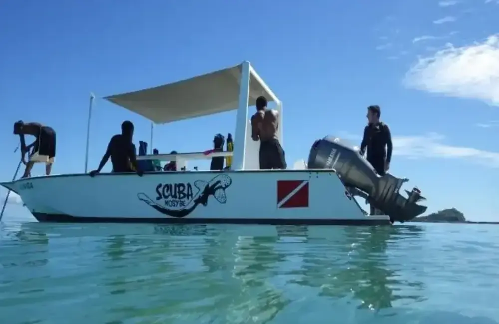 Centre de plongée Scuba Nosy Be - Madagascar - Baptême/plongée découverte - voyage plongee ScubaNosyBe