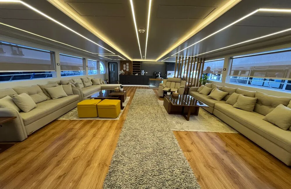 Centre de plongée Galaxy 720 liveaboard - Égypte - voyage plongee liveaboard egypte salon